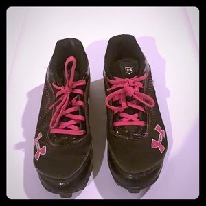 Under Armor Ladies Cleats
